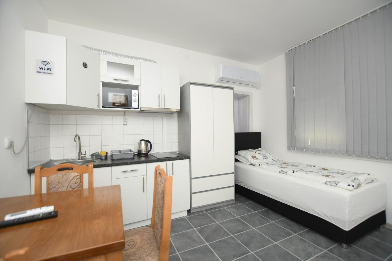 Relax Apartmani 克拉多沃 外观 照片